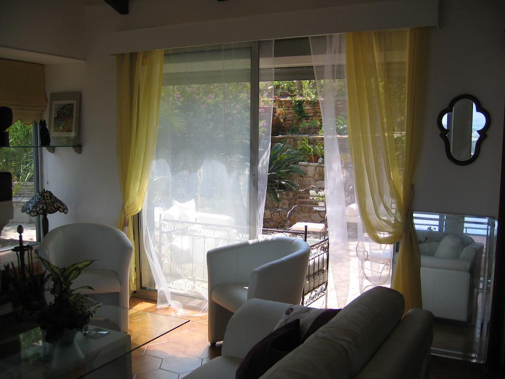 Villa Fabregas ลาแซน-ซูร์-แมร์ ภายนอก รูปภาพ